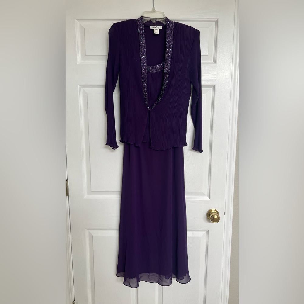 Patra Elegant Mother of Bride/Groom dress. Purple. Two piece